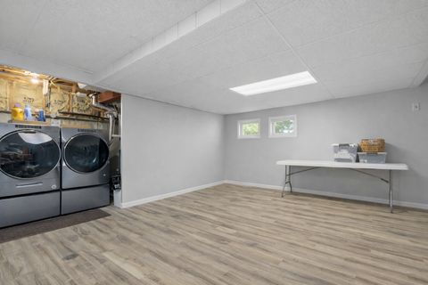 Tiny photo for 15329 Oak Road, Oak Forest, IL 60452 (MLS # 12615125)