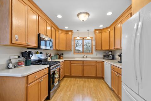 Tiny photo for 15329 Oak Road, Oak Forest, IL 60452 (MLS # 12615125)