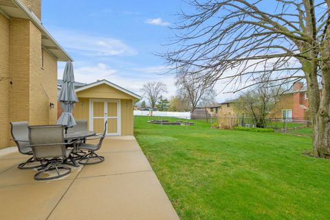 Tiny photo for 15329 Oak Road, Oak Forest, IL 60452 (MLS # 12615125)