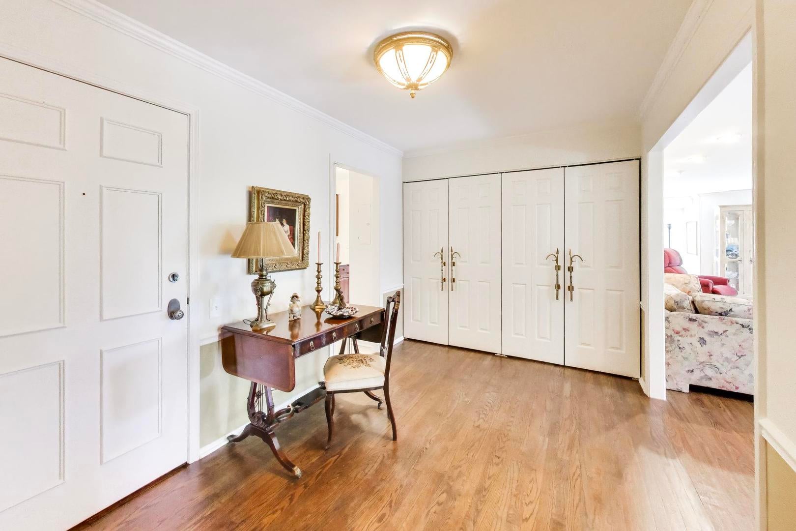 3860 Mission Hills Road 416