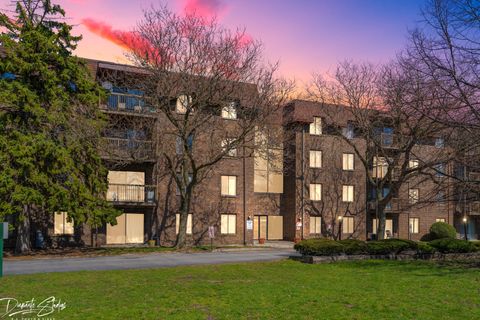 Photo of 830 Elder Road #B114, Homewood, IL 60430 (MLS # 12613772)