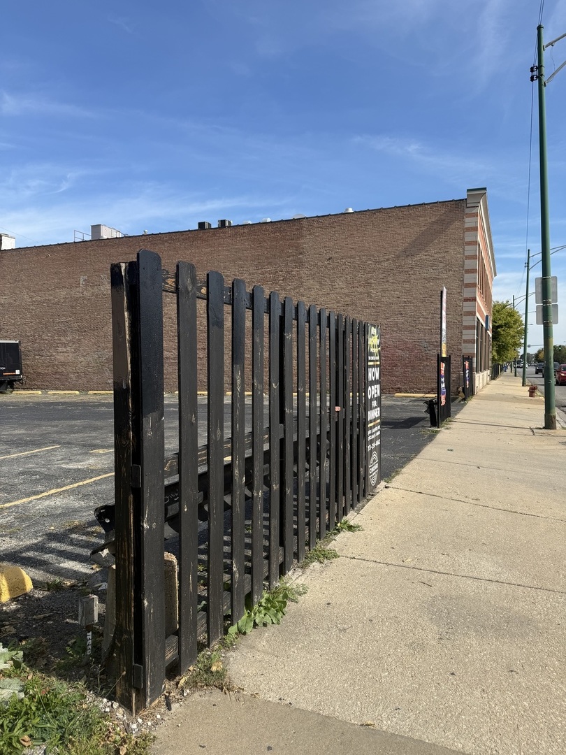 3456 S Archer Avenue