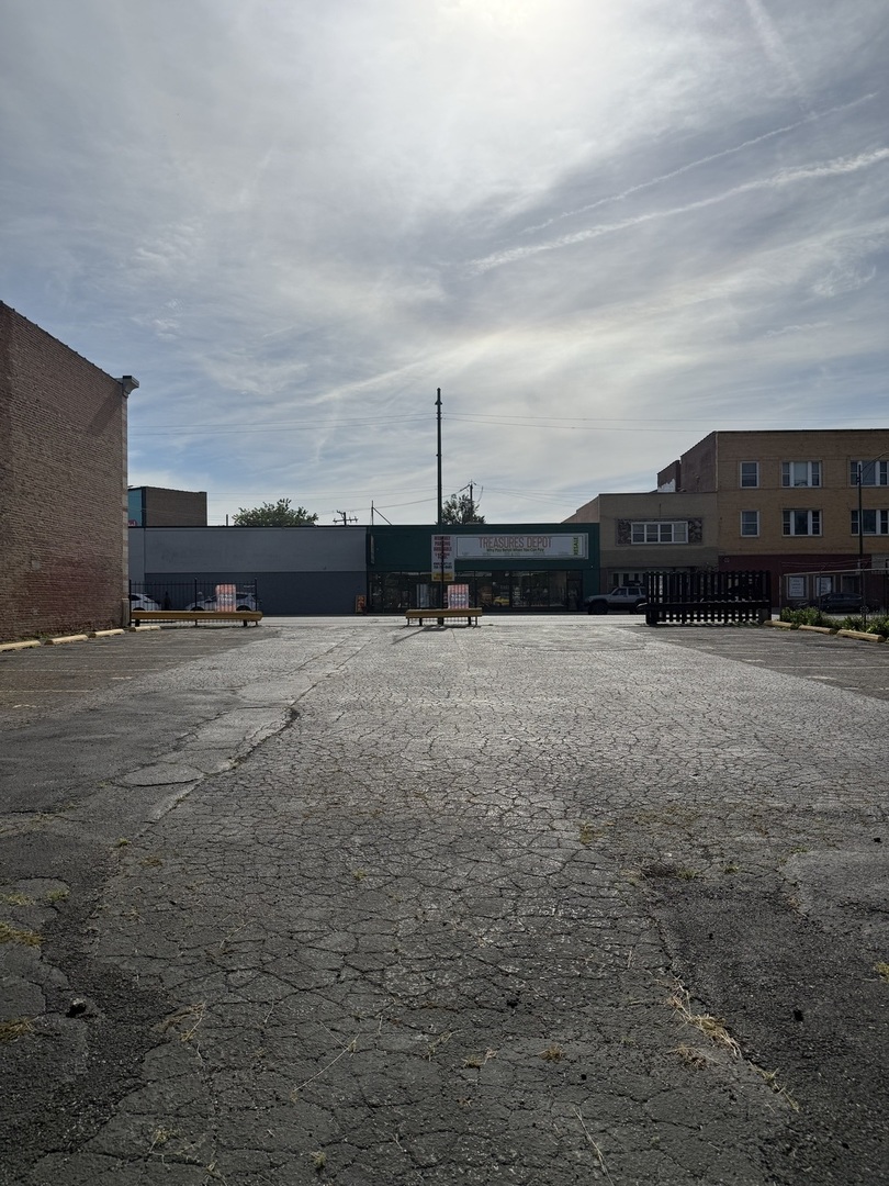 3456 S Archer Avenue