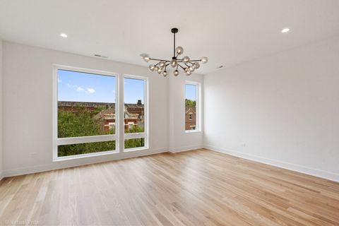 Tiny photo for 1635 W 21st Place #2, Chicago, IL 60608 (MLS # 12509431)