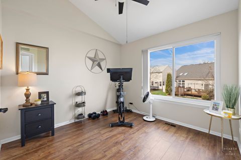 Tiny photo for 5515 Chancery Way, Lake In The Hills, IL 60156 (MLS # 12613805)