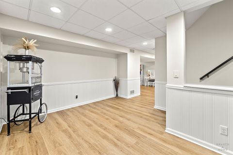 Tiny photo for 5515 Chancery Way, Lake In The Hills, IL 60156 (MLS # 12613805)