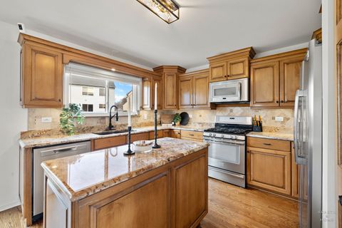 Tiny photo for 5515 Chancery Way, Lake In The Hills, IL 60156 (MLS # 12613805)