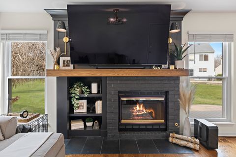 Tiny photo for 5515 Chancery Way, Lake In The Hills, IL 60156 (MLS # 12613805)