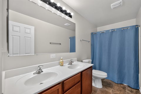 Tiny photo for 409 Brockton Avenue, Elgin, IL 60124 (MLS # 12642248)