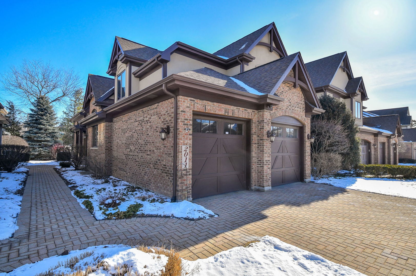 2009 MacKenzie Place 2009