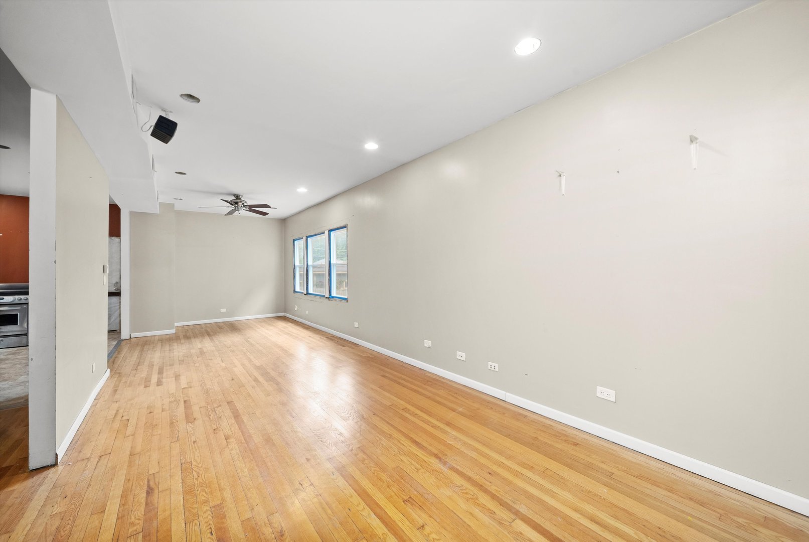 7809 S Peoria