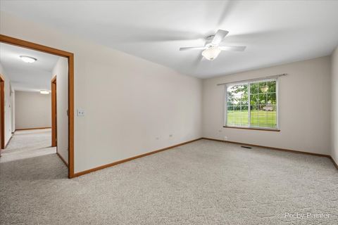 Tiny photo for 917 Golf Course Road #2, Crystal Lake, IL 60014 (MLS # 12678577)