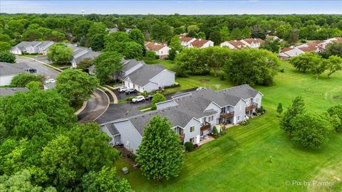 Tiny photo for 917 Golf Course Road #2, Crystal Lake, IL 60014 (MLS # 12678577)