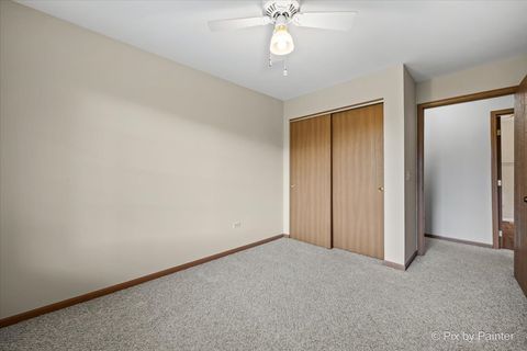 Tiny photo for 917 Golf Course Road #2, Crystal Lake, IL 60014 (MLS # 12678577)