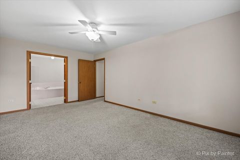 Tiny photo for 917 Golf Course Road #2, Crystal Lake, IL 60014 (MLS # 12678577)