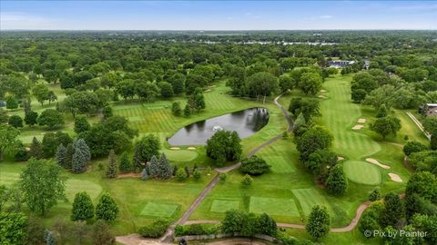 Tiny photo for 917 Golf Course Road #2, Crystal Lake, IL 60014 (MLS # 12678577)