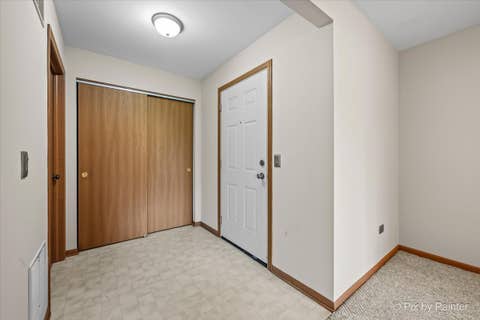 Tiny photo for 917 Golf Course Road #2, Crystal Lake, IL 60014 (MLS # 12678577)