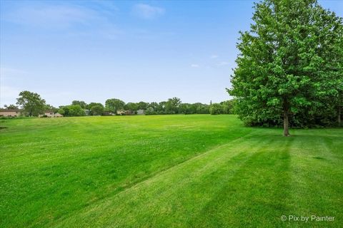 Tiny photo for 917 Golf Course Road #2, Crystal Lake, IL 60014 (MLS # 12678577)