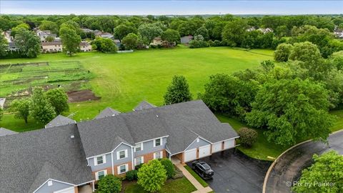 Tiny photo for 917 Golf Course Road #2, Crystal Lake, IL 60014 (MLS # 12678577)