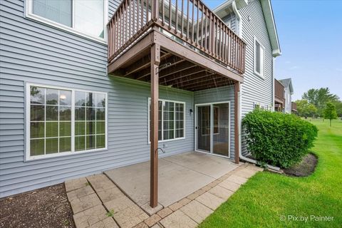 Tiny photo for 917 Golf Course Road #2, Crystal Lake, IL 60014 (MLS # 12678577)