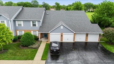Tiny photo for 917 Golf Course Road #2, Crystal Lake, IL 60014 (MLS # 12678577)