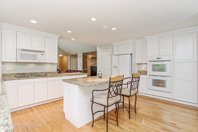 20 LOCHBROOK Lane