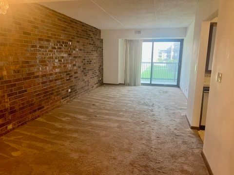 Tiny photo for 1420 Woodbridge Road #2B, Joliet, IL 60436 (MLS # 12613577)