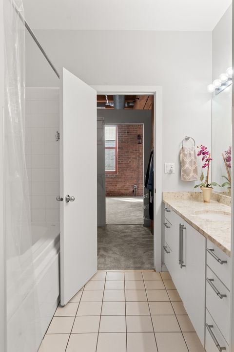 Tiny photo for 360 W Illinois Street #424, Chicago, IL 60654 (MLS # 12486358)