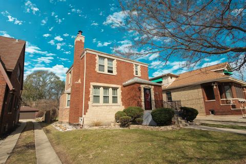 Tiny photo for 2258 W 115th Street, Chicago, IL 60643 (MLS # 12588603)