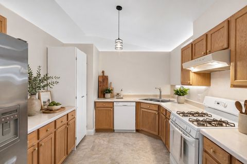 Tiny photo for 3355 Blue Ridge Drive, Carpentersville, IL 60110 (MLS # 12627644)