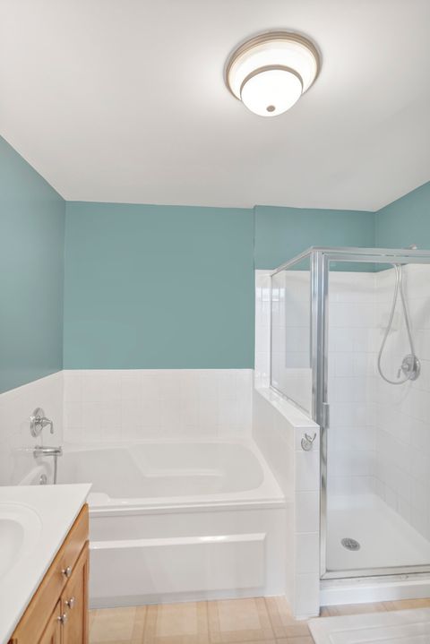 Tiny photo for 3355 Blue Ridge Drive, Carpentersville, IL 60110 (MLS # 12627644)