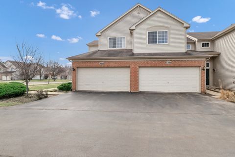 Photo of 3355 Blue Ridge Drive, Carpentersville, IL 60110 (MLS # 12627644)