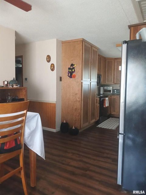 Tiny photo for 420 S 27TH Street, Herrin, IL 62948 (MLS # QC4268389)