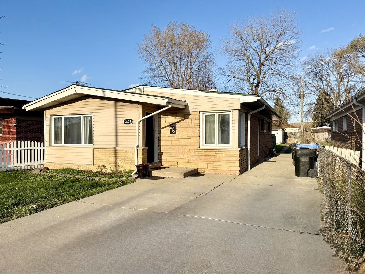 7825 S Pulaski Road