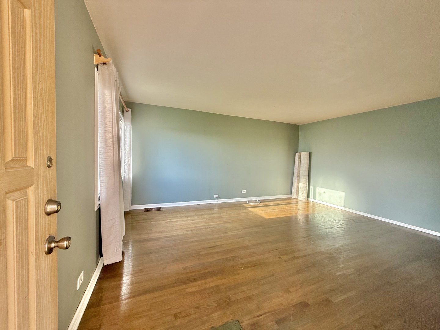 7825 S Pulaski Road