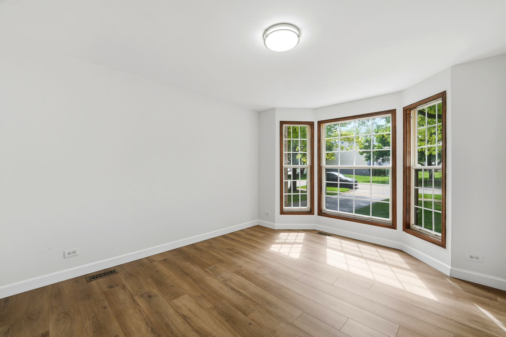1343 Seabury Circle