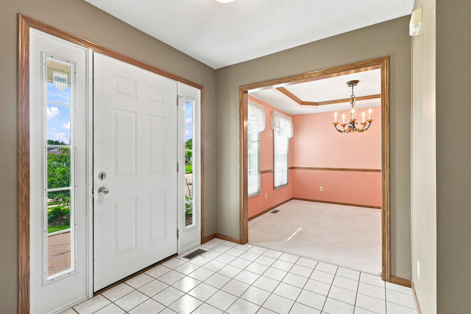 1050 W Davies Court
