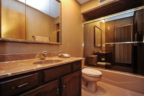 Tiny photo for 7601 N Lincoln Avenue #415, Skokie, IL 60077 (MLS # 12548059)