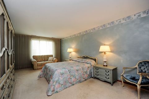 Tiny photo for 7601 N Lincoln Avenue #415, Skokie, IL 60077 (MLS # 12548059)