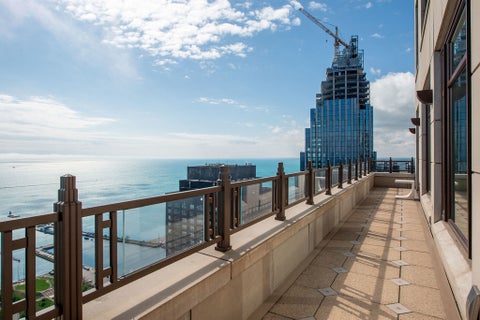 Tiny photo for 451 E Grand Avenue #5510, Chicago, IL 60611 (MLS # 12684718)