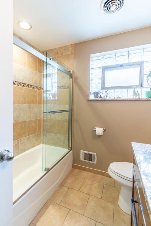 Tiny photo for 5332 S Meade Avenue, Chicago, IL 60638 (MLS # 12635138)