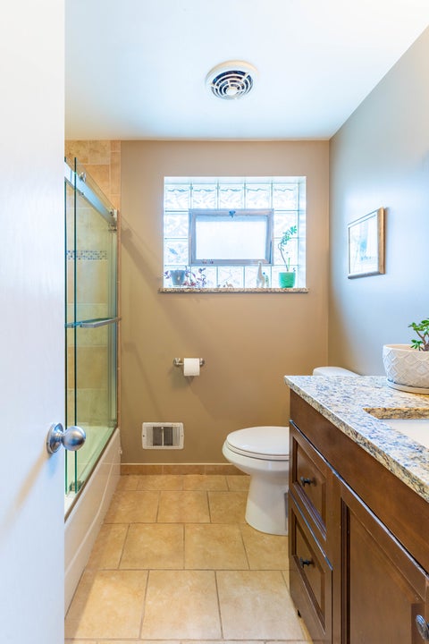 Tiny photo for 5332 S Meade Avenue, Chicago, IL 60638 (MLS # 12635138)