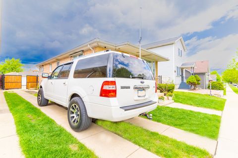 Tiny photo for 5332 S Meade Avenue, Chicago, IL 60638 (MLS # 12635138)