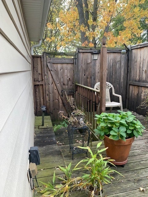 Tiny photo for 3882 Cambridge Drive, Park City, IL 60085 (MLS # 12794758)