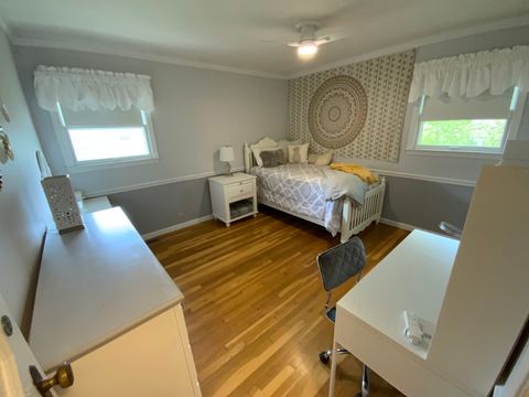 Tiny photo for 665 Thornwood Drive, Buffalo Grove, IL 60089 (MLS # 12533718)