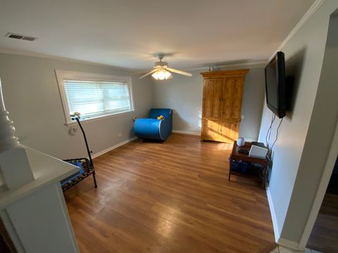 Tiny photo for 665 Thornwood Drive, Buffalo Grove, IL 60089 (MLS # 12533718)