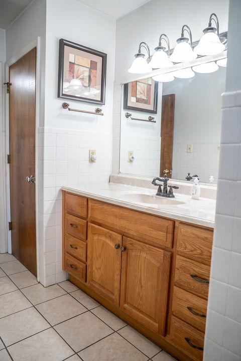 Tiny photo for 2204 E Lincoln Street #13, Bloomington, IL 61701 (MLS # 12519995)