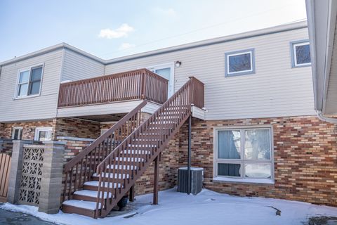 Tiny photo for 2204 E Lincoln Street #13, Bloomington, IL 61701 (MLS # 12519995)