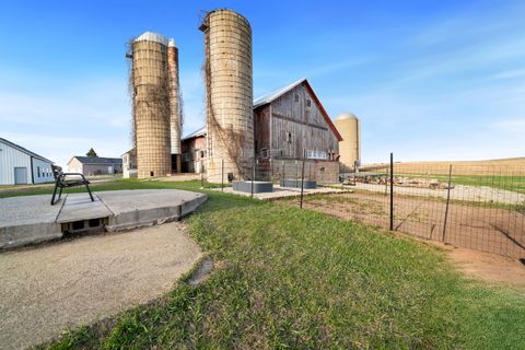 Tiny photo for 5380 Steward Road, Rockford, IL 61101 (MLS # 12614368)