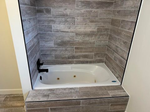 Tiny photo for 2452 W Florian Court, Decatur, IL 62526 (MLS # 12535844)